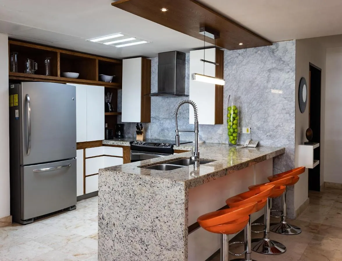 Elements Garden House 6 Condo 신데 델 카르멘 0*,